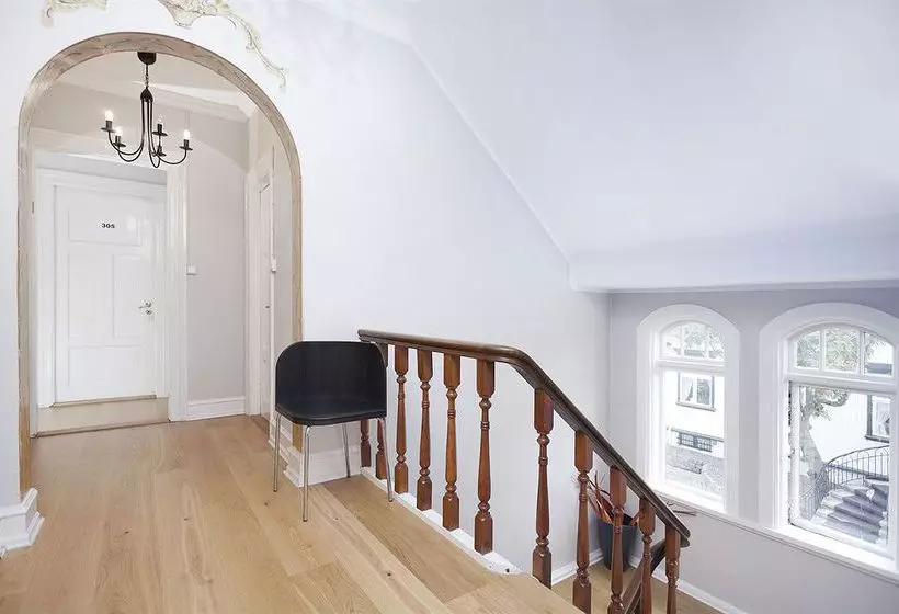 ペンション Skolabru Guesthouse