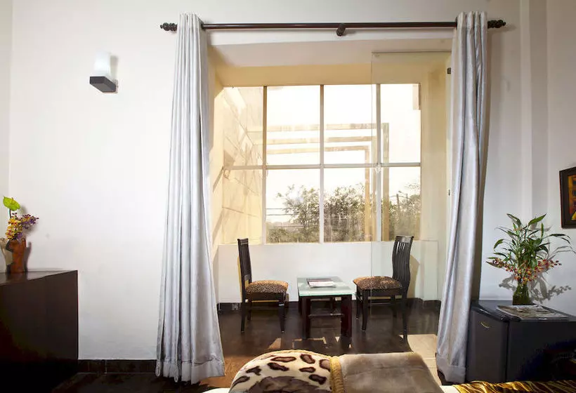 客栈  Oyo Premium Medanta 2