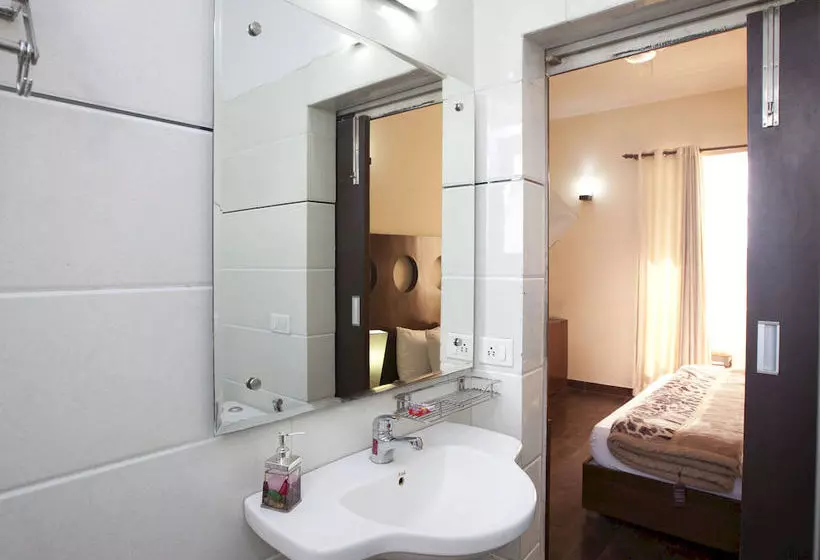 客栈  Oyo Premium Medanta 2