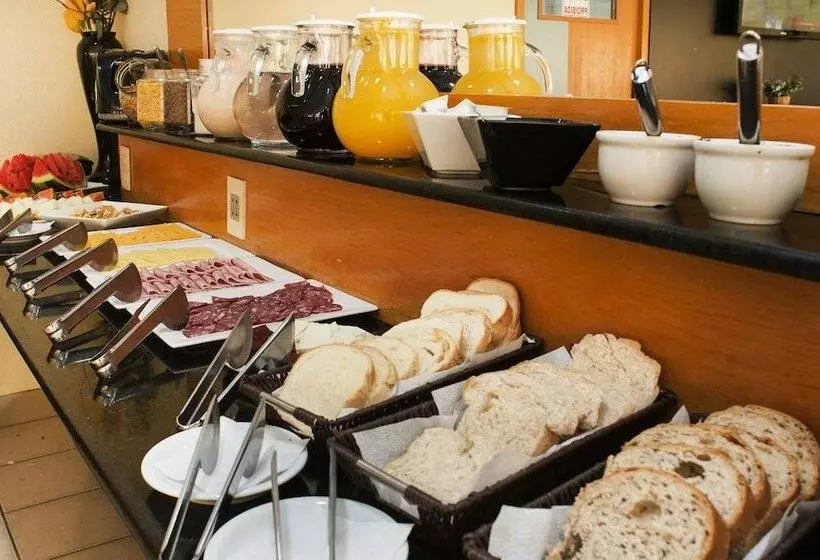 Brivali Hotel Centro