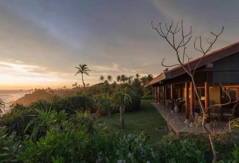 Hotelli Cape Weligama Relais And Chateaux