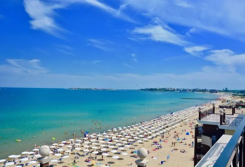 酒店 Golden Rainbow Vip Residence