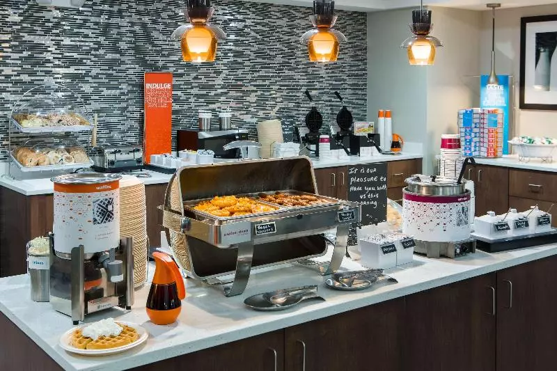 ホテル Hampton Inn & Suites Knoxville Papermill Drive