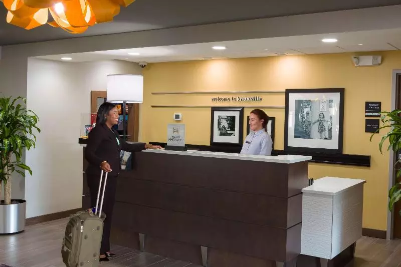 ホテル Hampton Inn & Suites Knoxville Papermill Drive