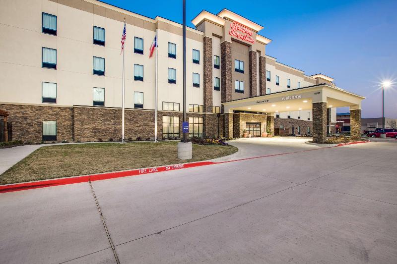 בית מלון כפרי Hampton Inn & Suites Dallas/ft. Worth Airport South