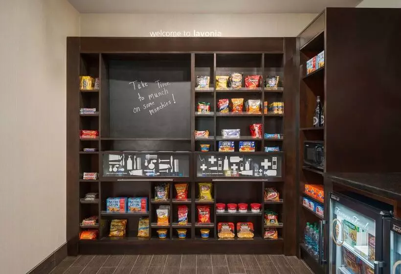 Отель Hampton Inn & Suites Lavonia