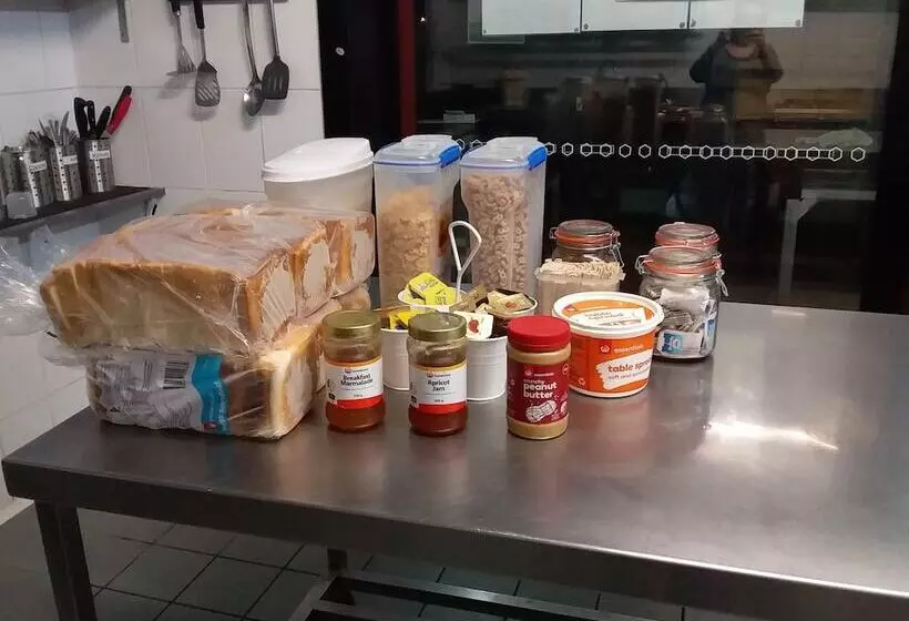 Hotel Haven Backpacker Resort