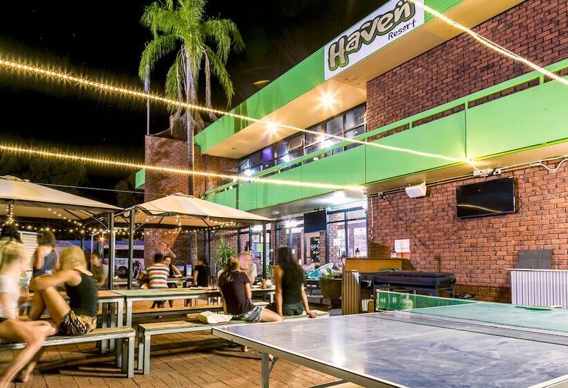 בית מלון כפרי Haven Backpacker Resort