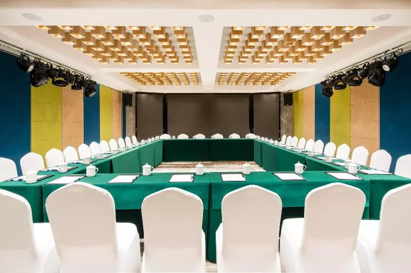 ホテル Holiday Inn Express Dujiangyan Ancient City By Ihg