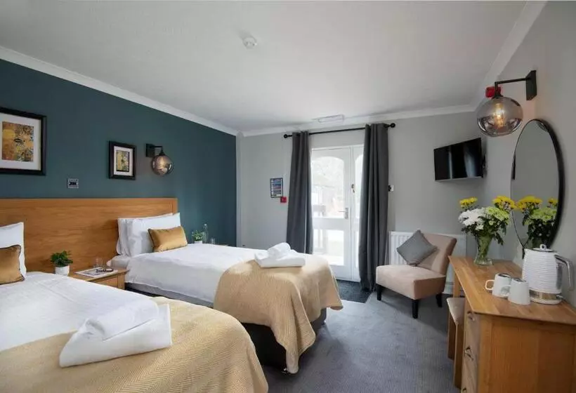 Hotelli Lakeview Manor