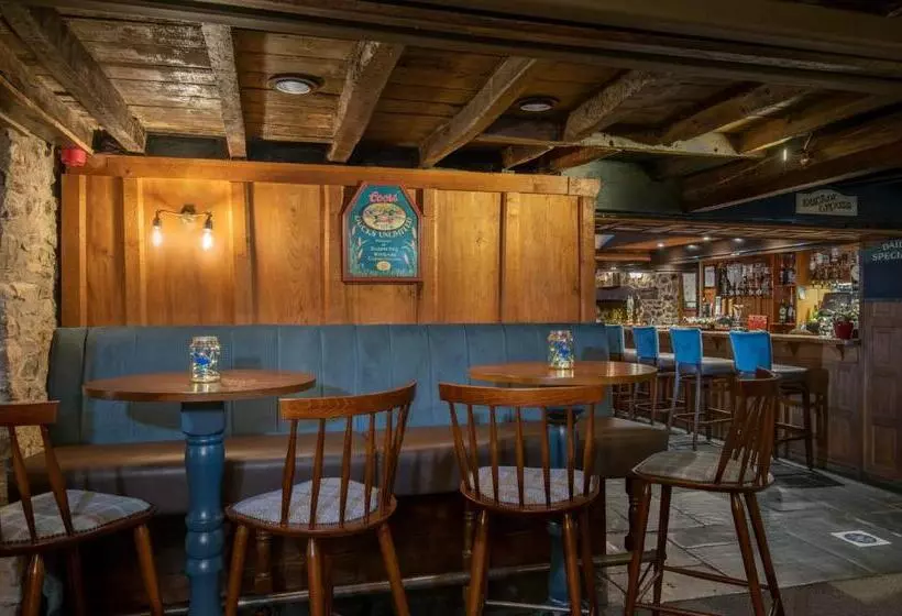 Hotelli Lakeview Manor