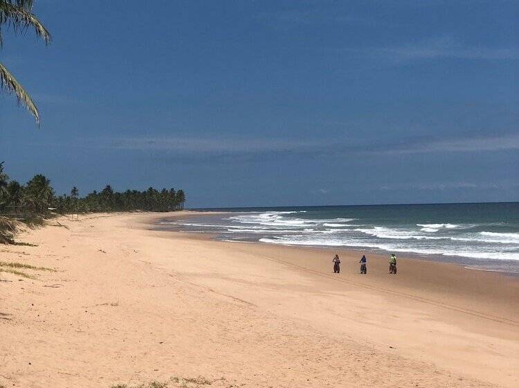 ホテル Peninsula Beach Club