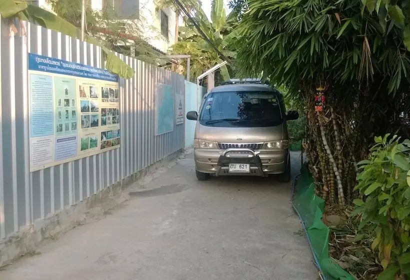 Hotelli Phurahong Homestay