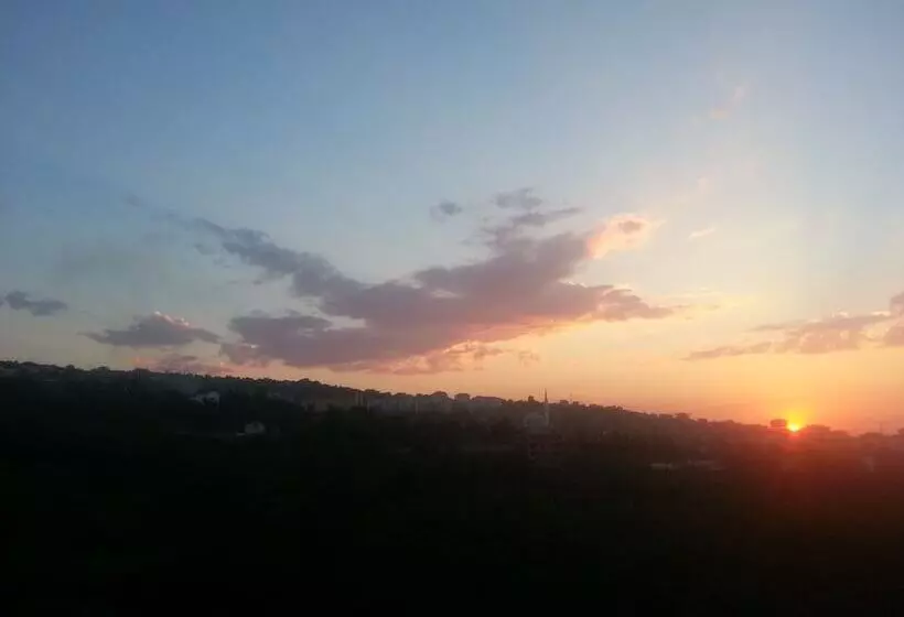 فندق Royal Life Residence