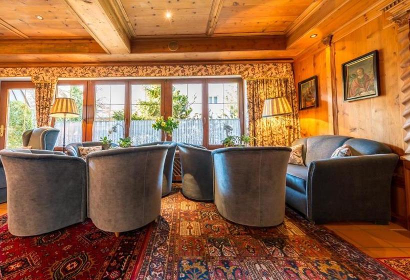 בית מלון כפרי Regina