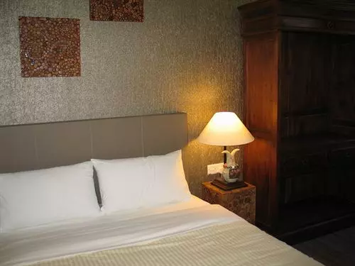 Hotelli Sarakraf Pavillion