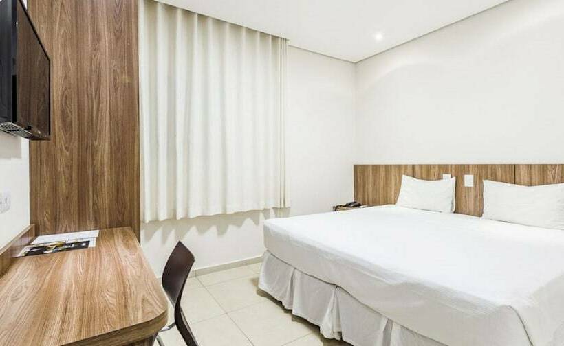 בית מלון כפרי Serata