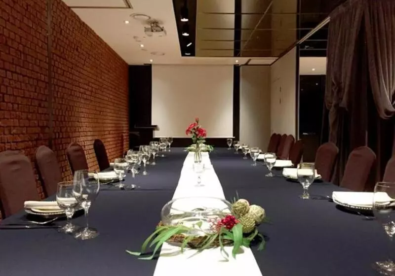 Отель Sr Suites Pangyo