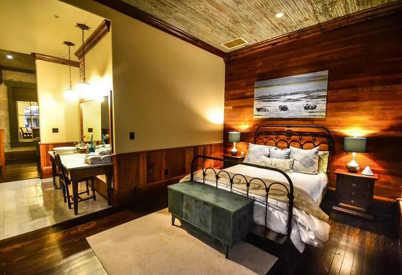 酒店 Legendary Texas Polo Club At Phillip Manor Sqaure B&b