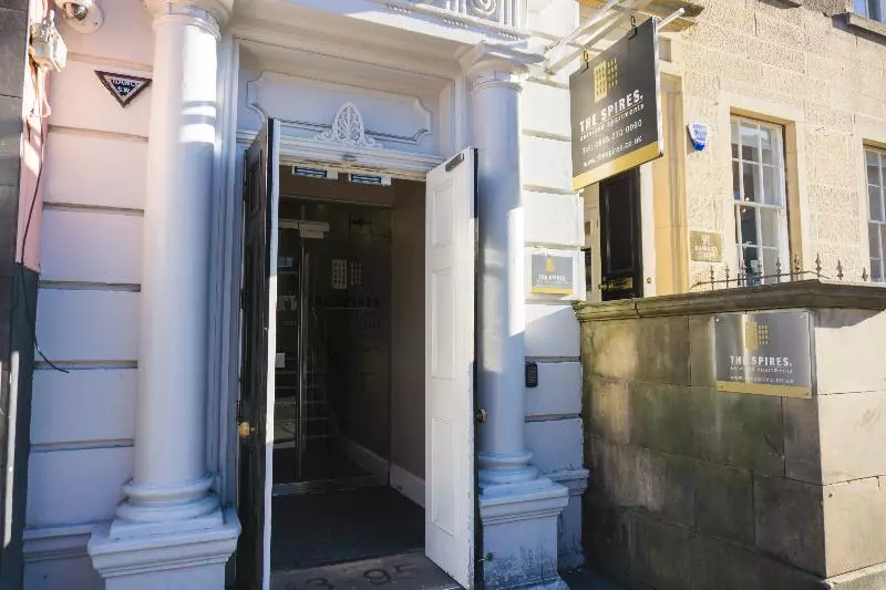 هتل The Spires Edinburgh