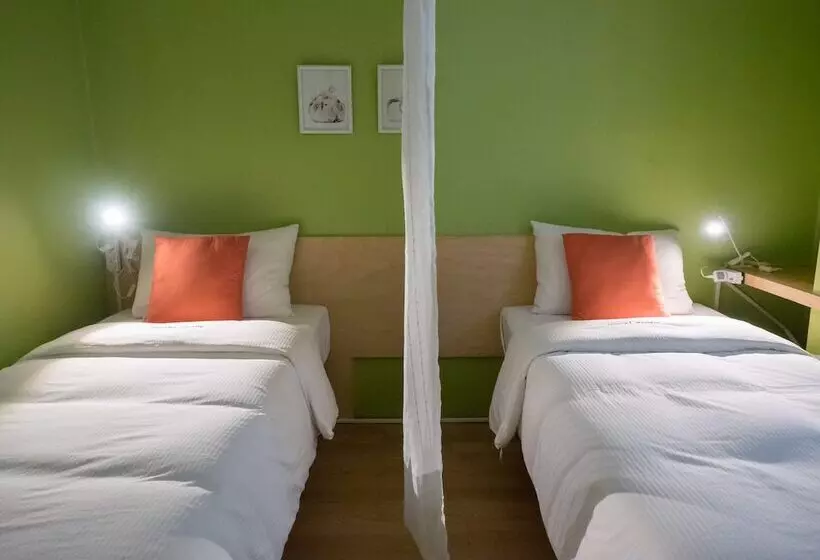 Szálloda Travel Monster