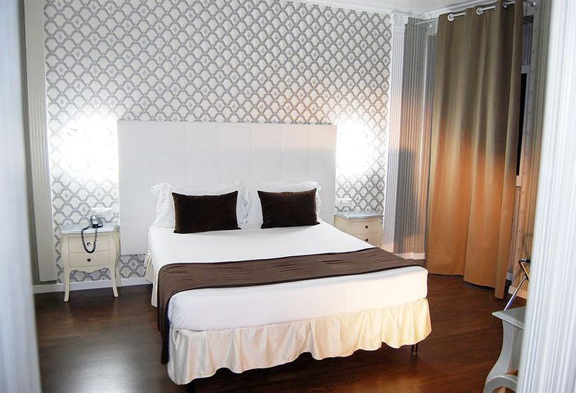 Majestic Luxury Hotel Castro