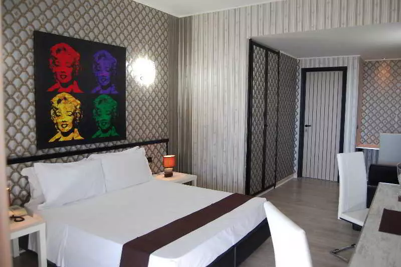 Majestic Luxury Hotel Castro