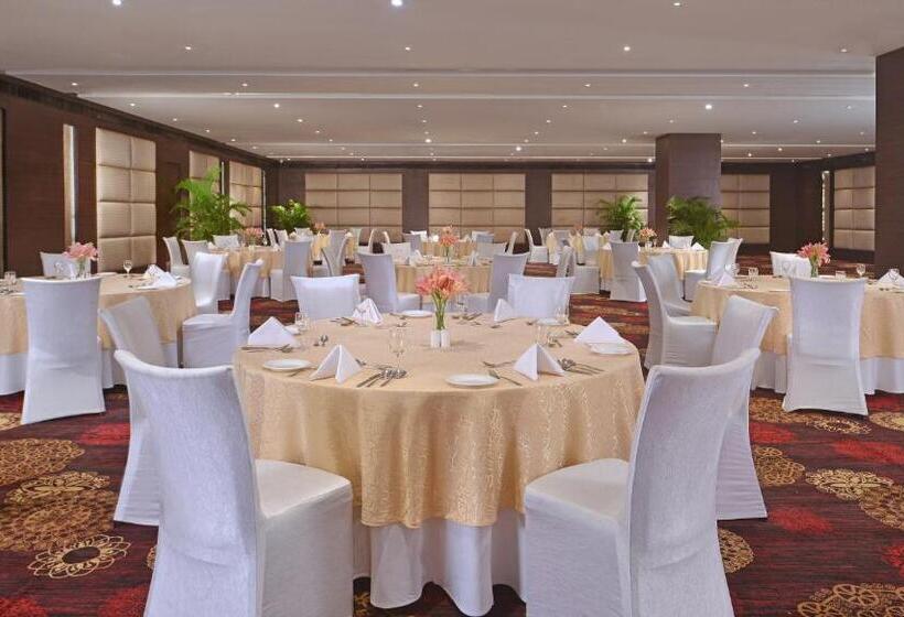 Radisson Hotel Agra