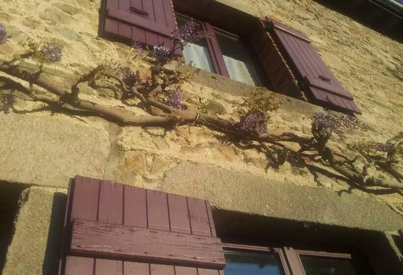 ベッドアンドブレックファースト Chambres D Hotes De La Mure