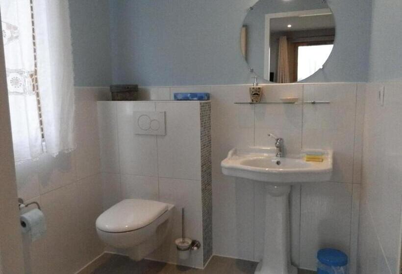 Aamiaismajoitus (B&B) Cottage Des Bords De Seine