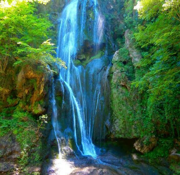 住宿加早餐  La Chomiarde