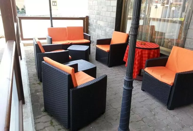 Hotelli Albergo Carla