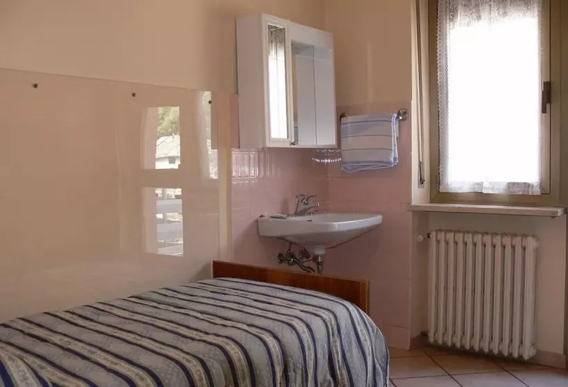 Hotelli Albergo Carla