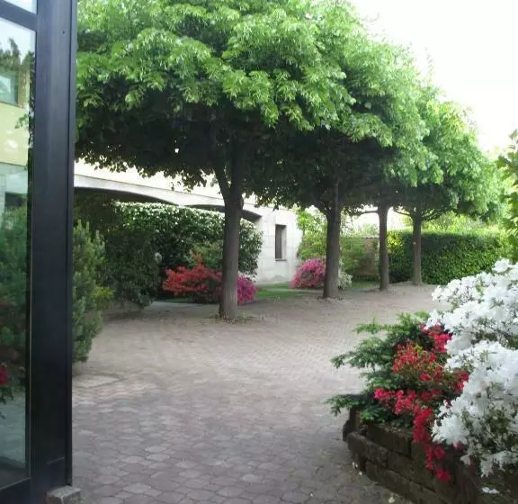 Hotelli Albergo Sant Anna