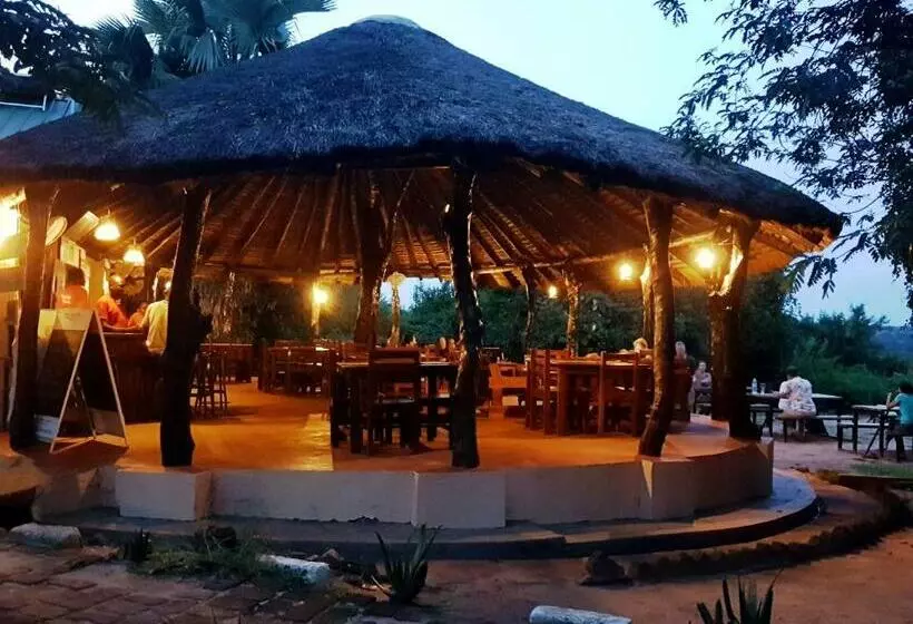 هتل Red Chilli Rest Camp