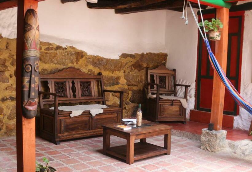 بنسيون Otti Colonial