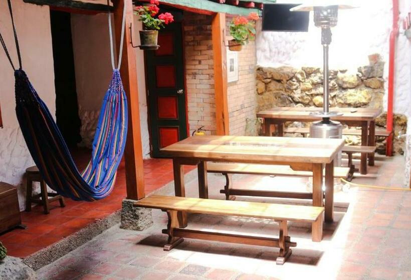 بنسيون Otti Colonial