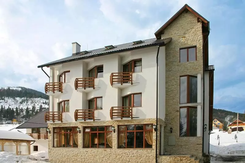 Pensiunea Vraja Muntelui