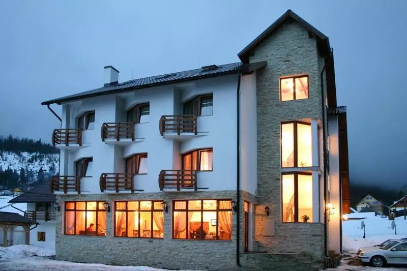 Pensiunea Vraja Muntelui