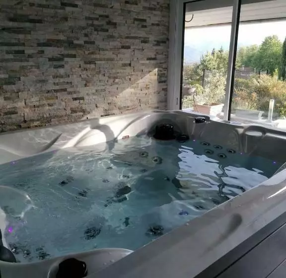 Aamiaismajoitus (B&B) Adorelys Séjour Bien être   Spa Et Massage