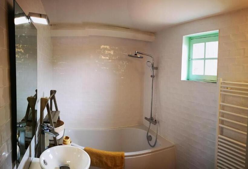 مبيت وإفطار Ancien Moulin Créancey