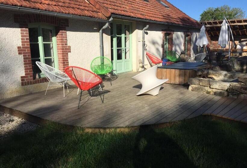 مبيت وإفطار Ancien Moulin Créancey