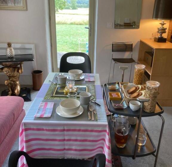 住宿加早餐 La Veillonnais