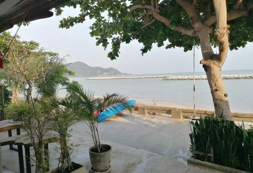 Hotelli Sea Sand House Resort