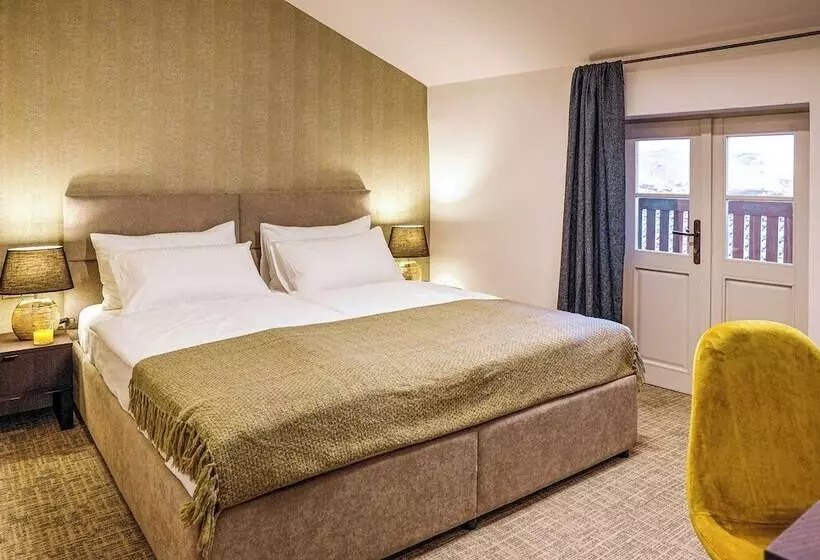 پانسیون Aldilà Art Rooms, Apartment And Vacation House