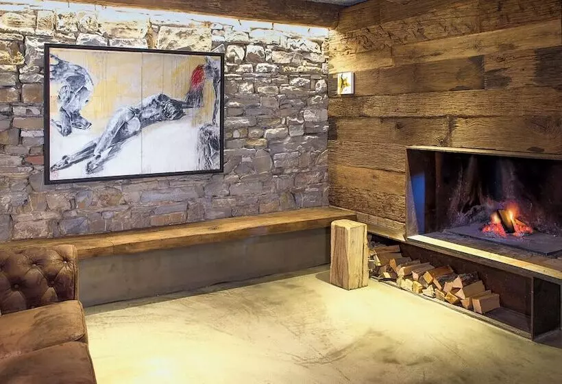 پانسیون Aldilà Art Rooms, Apartment And Vacation House