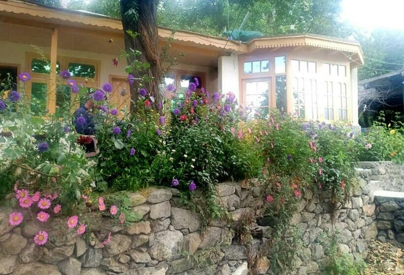 پانسیون Mountain Refuge Guest House