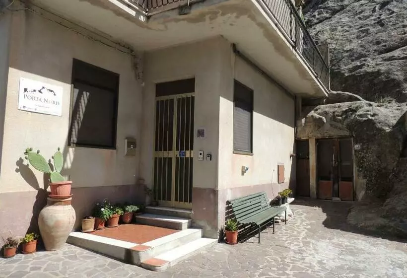 Majatalo Rifugio Porta Nord