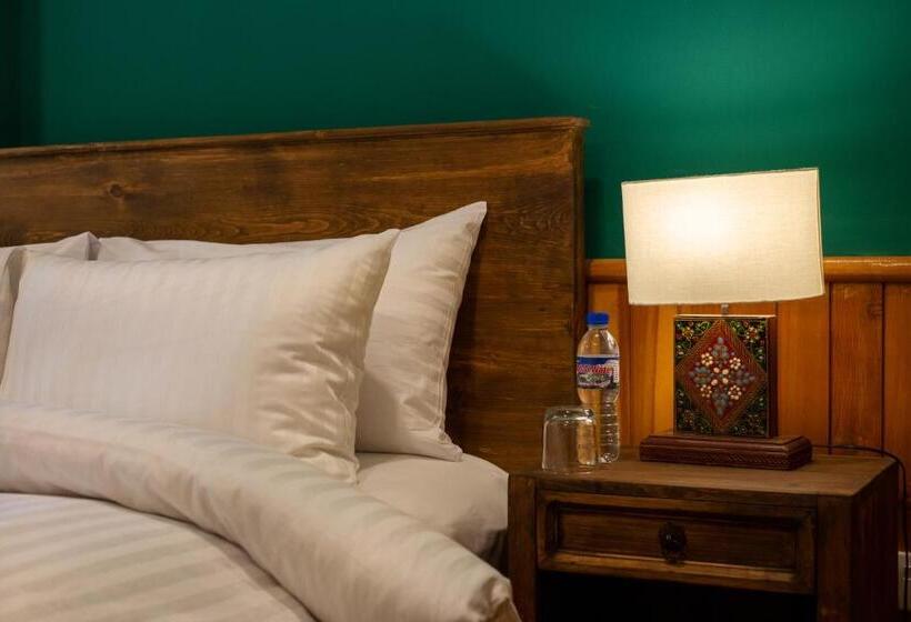 Roomy Daastaan Hotel, Karimabad Hunza