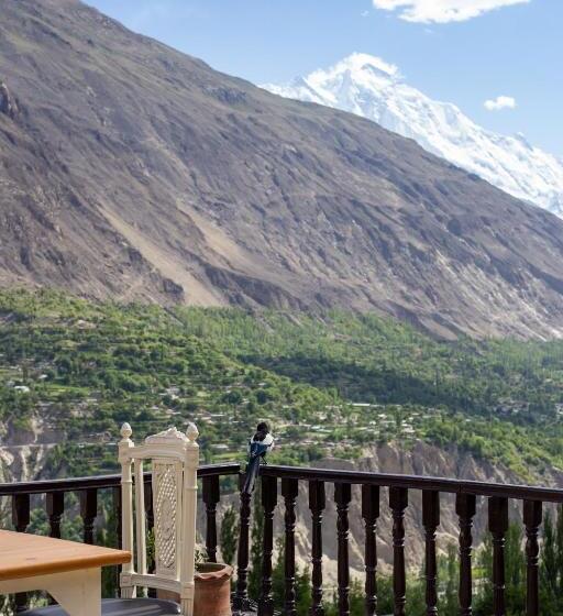 Roomy Daastaan Hotel, Karimabad Hunza